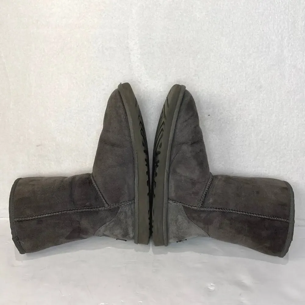 UGG Australia Classic Short Gray Sheepskin Boots Women Size 9 S/N 5826